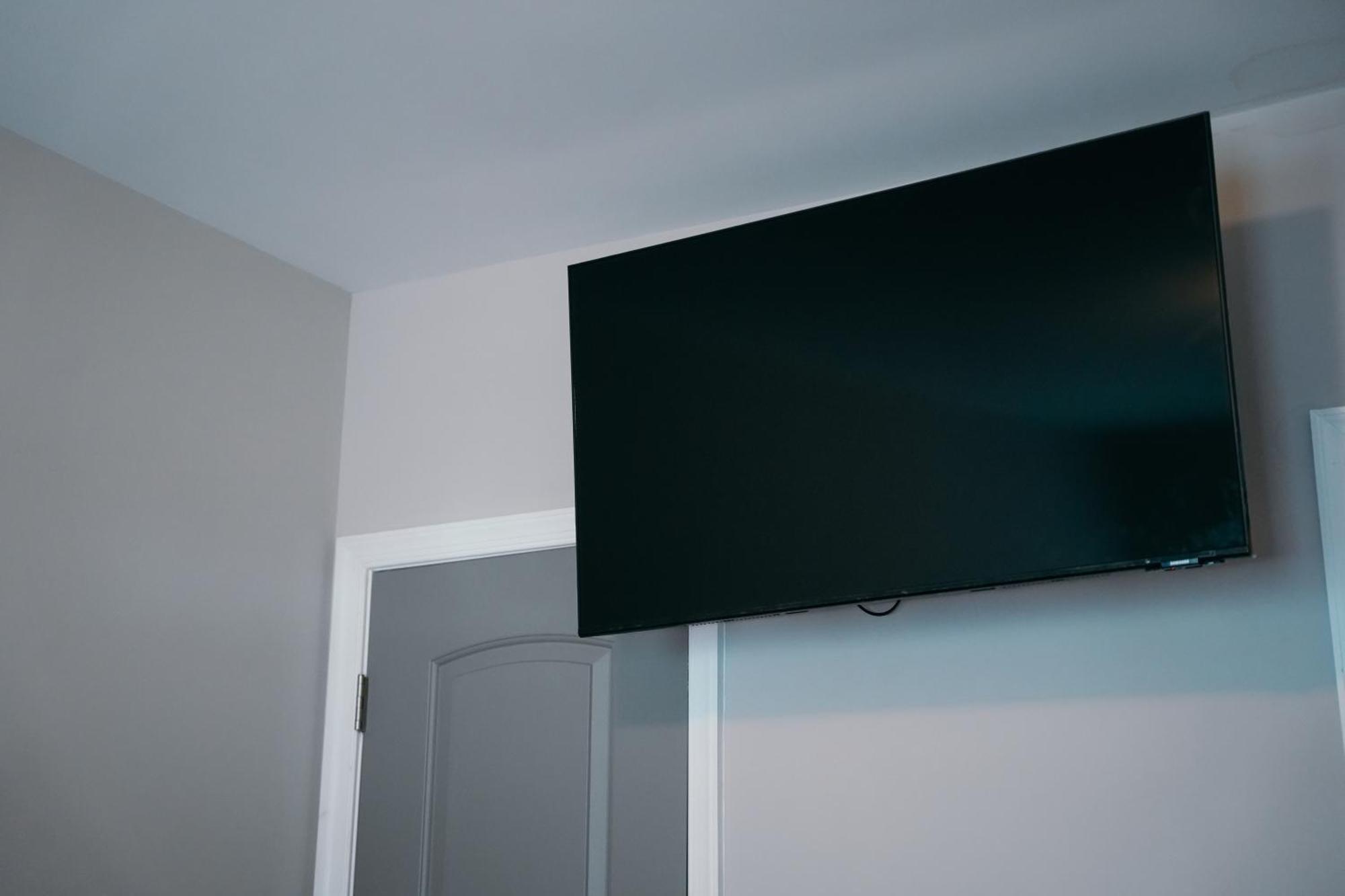 Apartment Charm Luxury 4 Bedroom Brick *