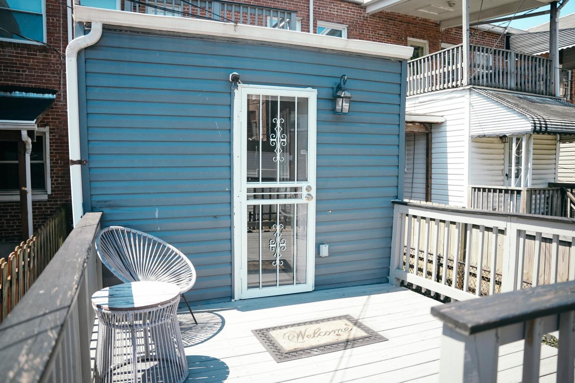 Charm Luxury 4 Bedroom Brick *